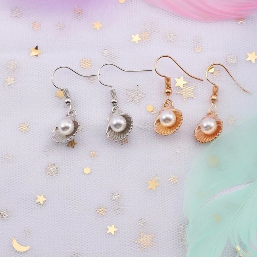 Seashell earrings